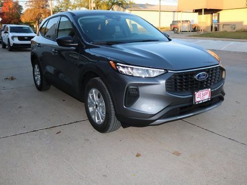 New 2026 Ford Escape Active w/ Cold Weather Package image 9