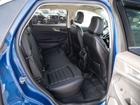 Used 2022 Ford Edge SEL image 22