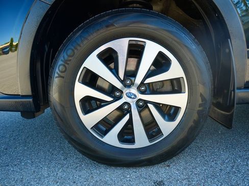 Used 2022 Subaru Outback Premium image 26