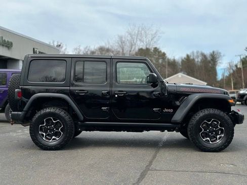 Used 2023 Jeep Wrangler Unlimited Rubicon w/ Cold Weather Group AWD/4WD image 7