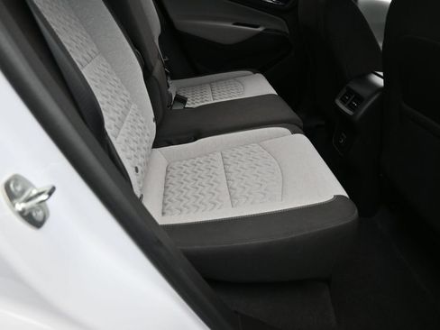 Used 2023 Chevrolet Equinox LS FWD image 34