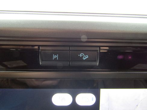 New 2025 Ford F150 Lariat w/ Equipment Group 502A High image 45