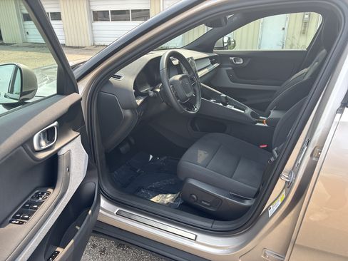 Used 2024 Polestar Polestar 2 AWD/4WD image 16