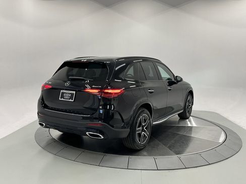 Certified 2025 Mercedes-Benz GLC 300 4MATIC image 7