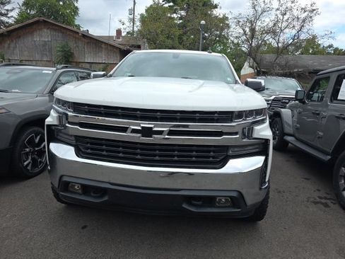 Used 2019 Chevrolet Silverado 1500 LT w/ All-Star Edition AWD/4WD image 2