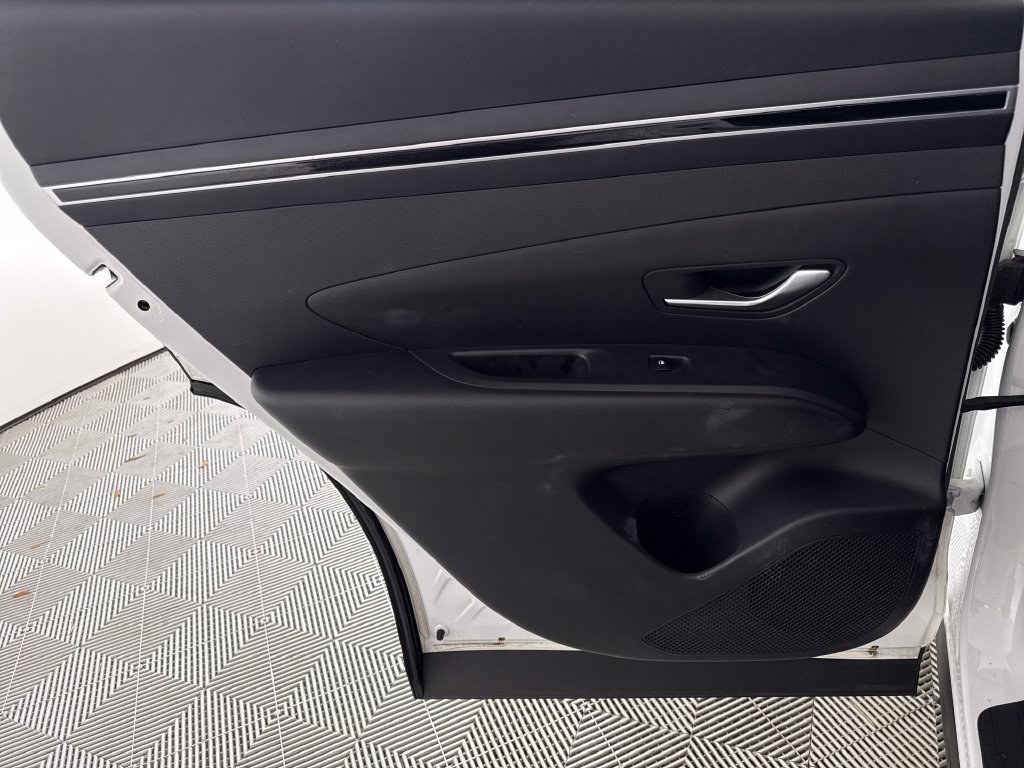 Certified 2023 Hyundai Tucson SEL AWD/4WD image 14