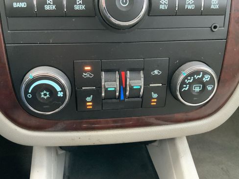 Used 2009 Chevrolet Impala LT image 33