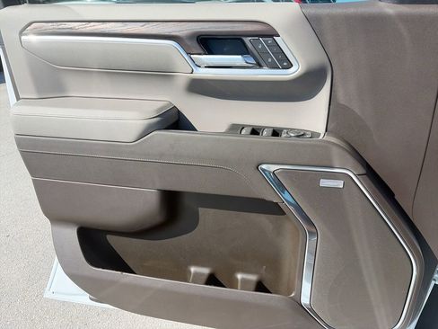 New 2026 GMC Sierra 1500 SLT w/ SLT Premium Package AWD/4WD image 30