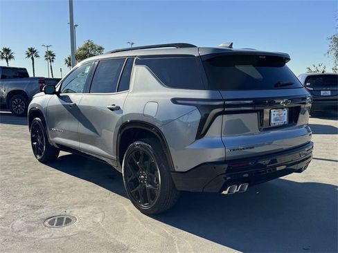 New 2026 Chevrolet Traverse RS w/ LPO, Floor Liner Package image 3