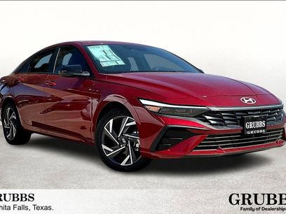 New 2025 Hyundai Elantra SEL