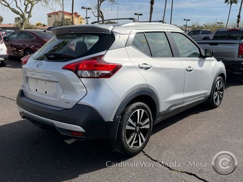 Used 2018 Nissan Kicks SR w/ Exterior Package image 3