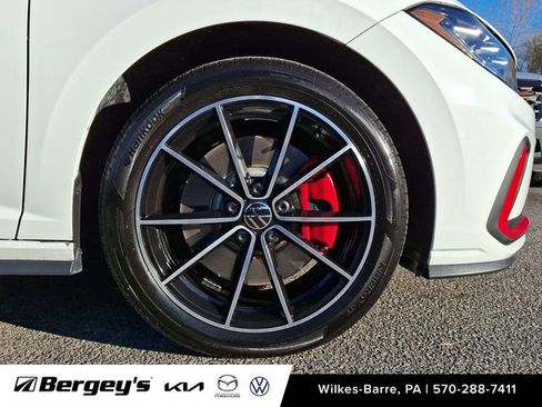 Used 2025 Volkswagen Jetta GLI Autobahn image 10