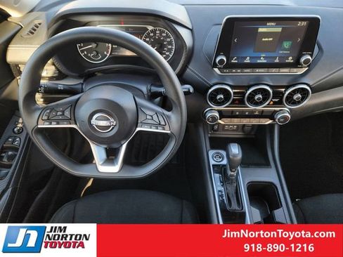 Used 2024 Nissan Sentra SV image 27