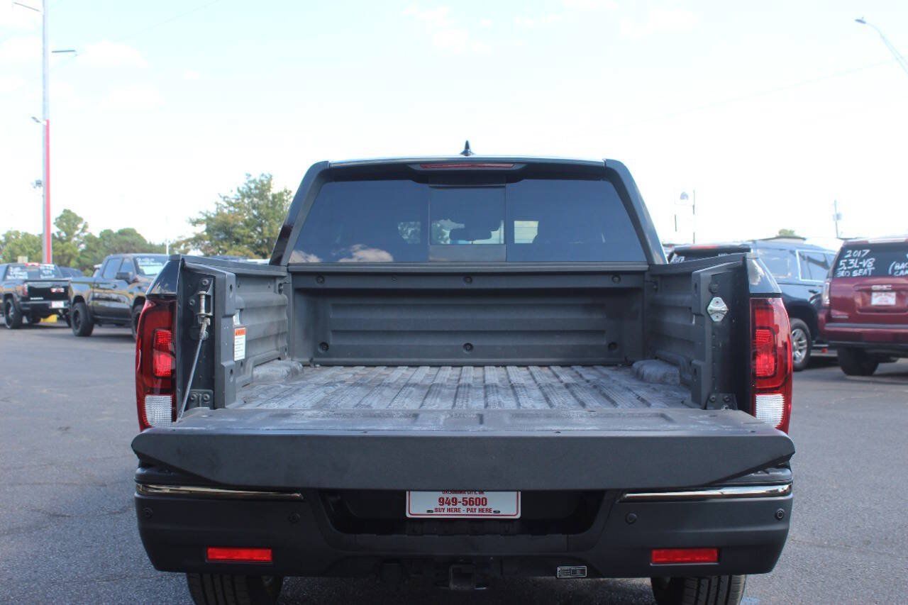 Used 2019 Honda Ridgeline Black Edition image 13