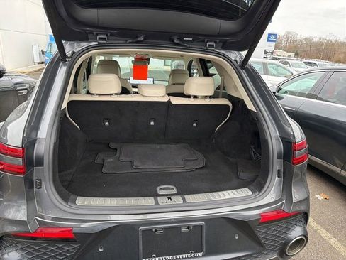 Used 2022 Genesis GV70 3.5T Sport w/ Sport Advanced Package image 13