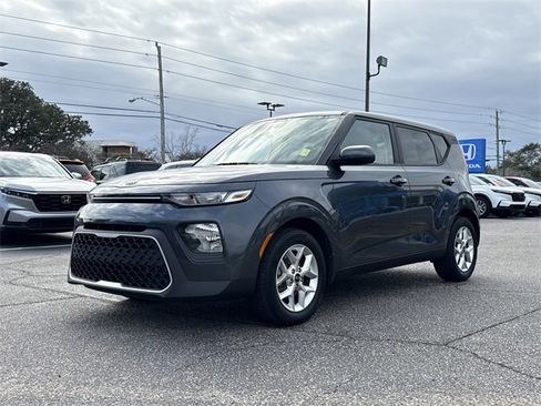 Used 2020 Kia Soul S image 9