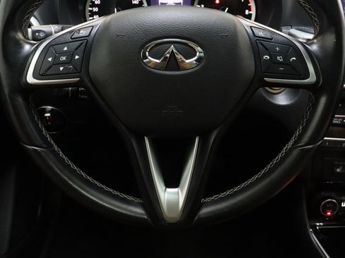Used 2019 INFINITI QX30 w/ Navigation Package FWD image 26