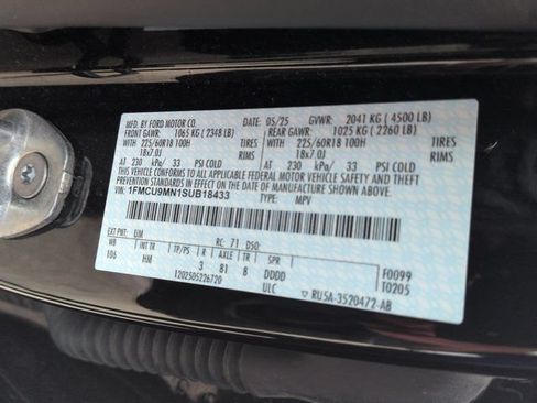 Used 2025 Ford Escape ST-Line AWD/4WD image 35