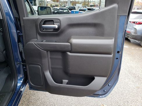 Used 2022 Chevrolet Silverado 1500 LT image 17