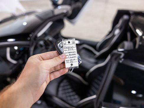 Used 2019 Lamborghini Aventador S image 71