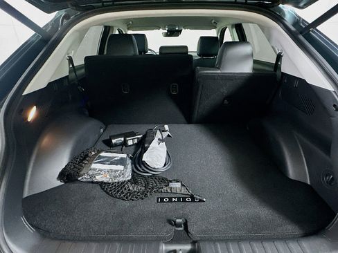 Used 2023 Hyundai Ioniq 5 SEL image 28