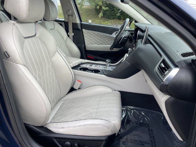 Used 2019 Genesis G70 2.0T Advanced w/ Prestige Package AWD/4WD image 17