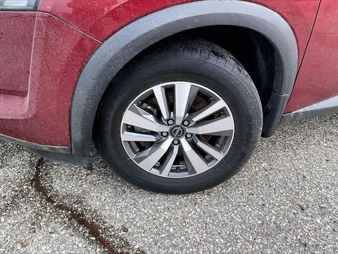 Used 2023 Nissan Pathfinder SL image 4