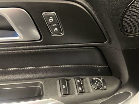 Used 2020 Ford Mustang Premium RWD image 15