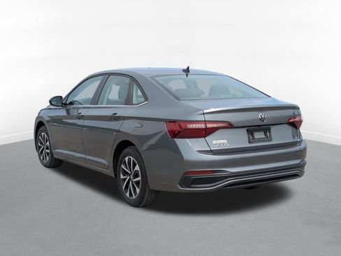 Used 2022 Volkswagen Jetta S FWD image 4