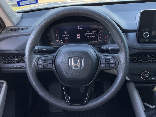 Certified 2025 Honda Accord LX image 10