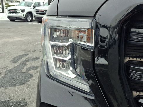 Used 2020 GMC Sierra 1500 Elevation image 9