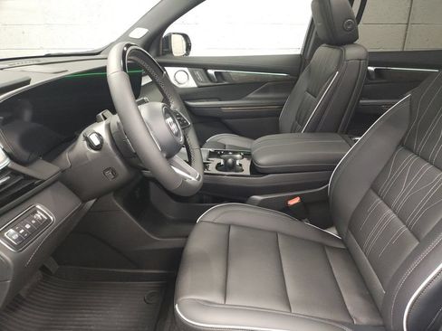 New 2026 Buick Enclave Avenir w/ Super Cruise Package FWD image 22