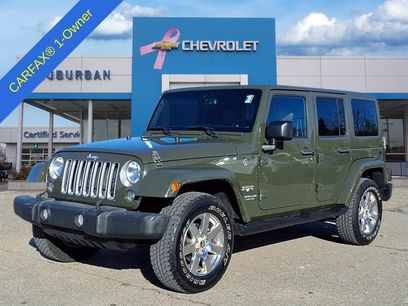 Used 2016 Jeep Wrangler Unlimited Sahara w/ Connectivity Group