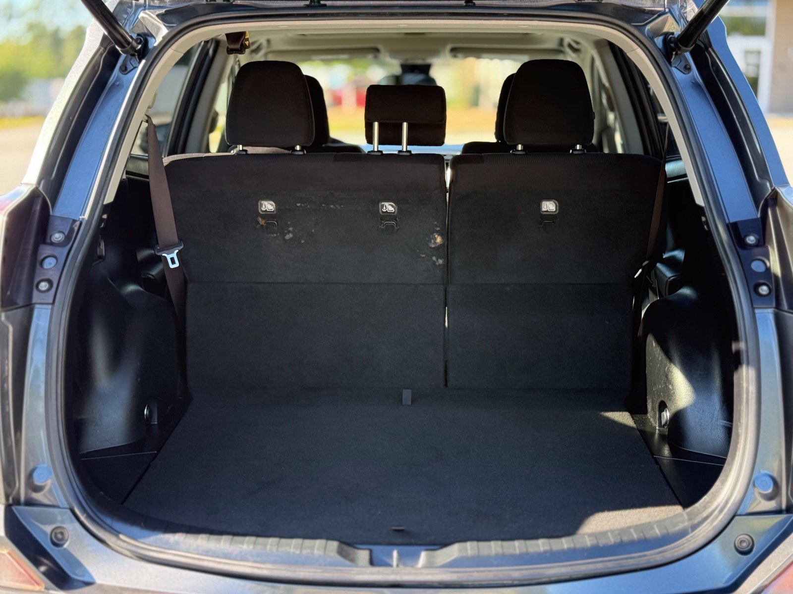 Used 2017 Toyota RAV4 XLE FWD image 50