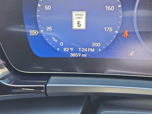 Certified 2025 Porsche Macan 4 Electric AWD/4WD image 14