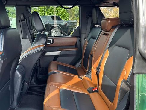 Used 2023 Ford Bronco Outer Banks image 46