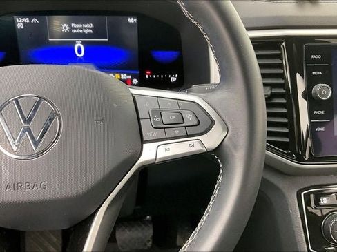 Used 2022 Volkswagen Atlas Cross Sport SE AWD/4WD image 23