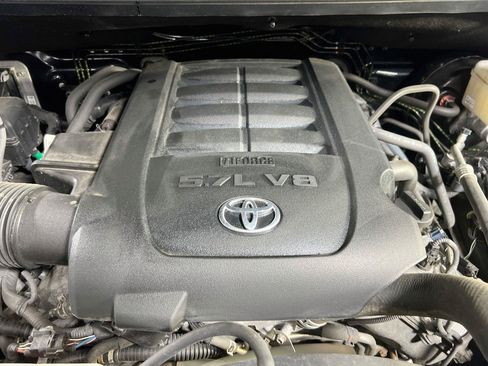 Used 2021 Toyota Tundra SR5 w/ TRD Sport Package AWD/4WD image 27