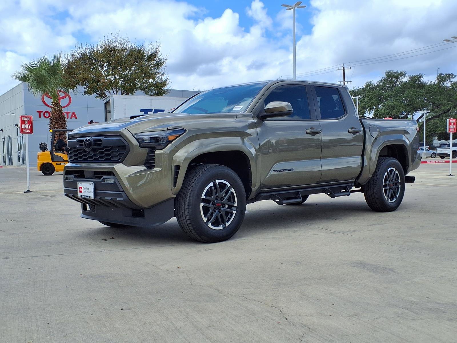 Certified 2026 Toyota Tacoma TRD Sport RWD image 1