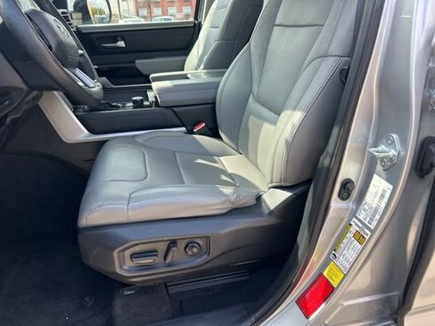 Used 2023 Toyota Sequoia Limited image 15