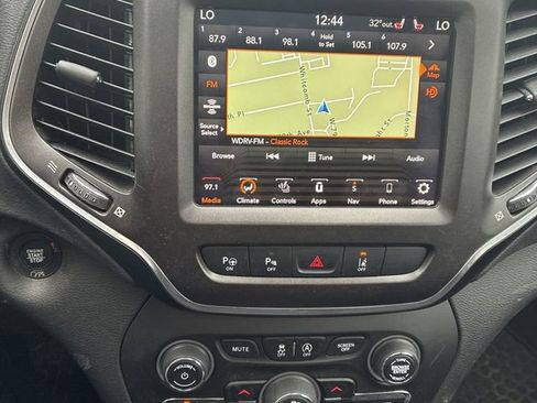 Used 2021 Jeep Cherokee Trailhawk w/ Sun, Sound & Nav Group image 2