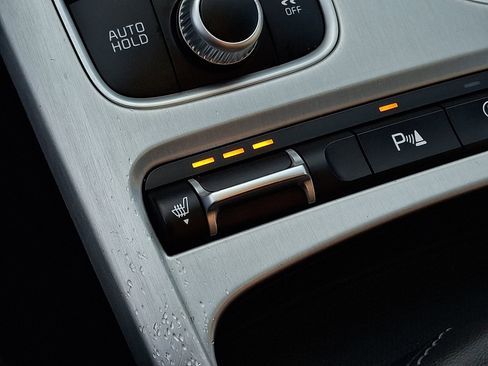 Used 2020 Kia Stinger GT image 23