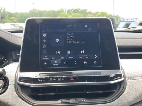 New 2025 Jeep Compass Sport image 27