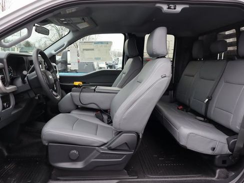 New 2026 Ford F550 4x4 Supercab Super Duty image 31