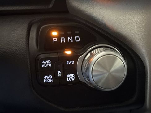 Used 2019 RAM 1500 Laramie w/ Trailer Tow Group AWD/4WD image 17
