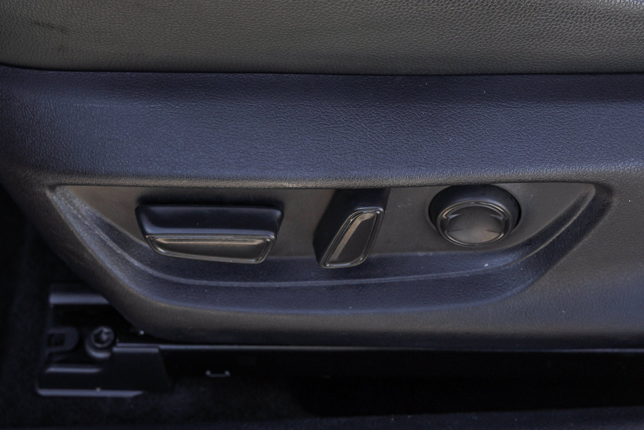 Certified 2025 Toyota Camry SE AWD/4WD image 17