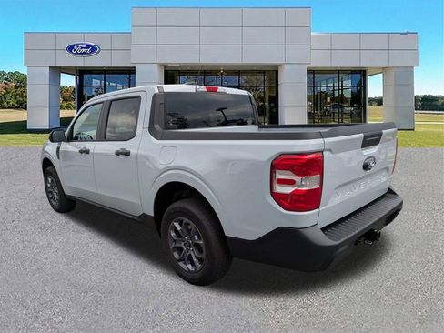 New 2026 Ford Maverick XLT FWD image 3