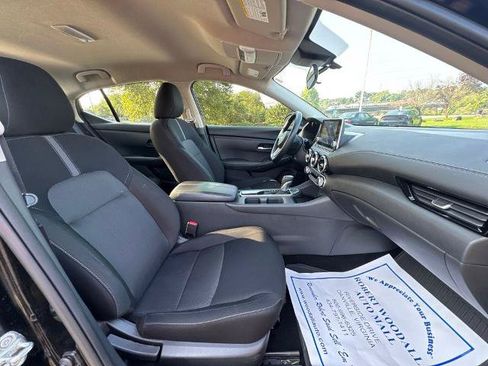 Certified 2025 Nissan Sentra SV w/ Trunk Package FWD image 9