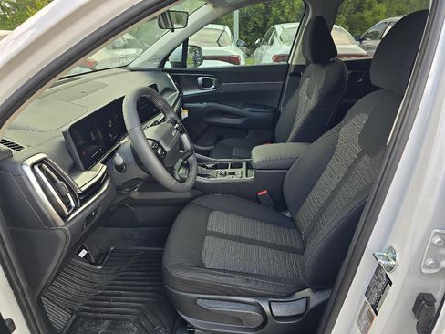 New 2026 Kia Sorento LX FWD image 5