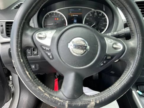 Used 2019 Nissan Sentra SV FWD image 23